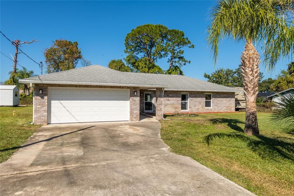 121 POINCIANA ROAD EDGEWATER, FL 32141