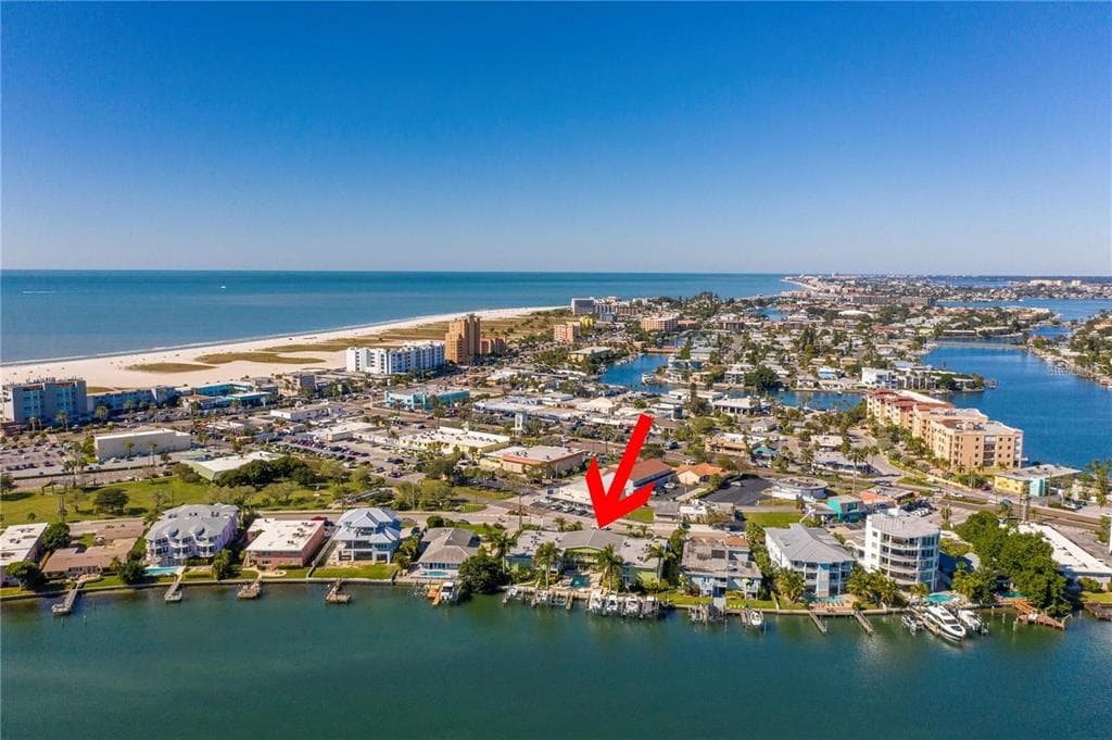 225 104TH AVENUE UNIT 102 TREASURE ISLAND, FL 33706