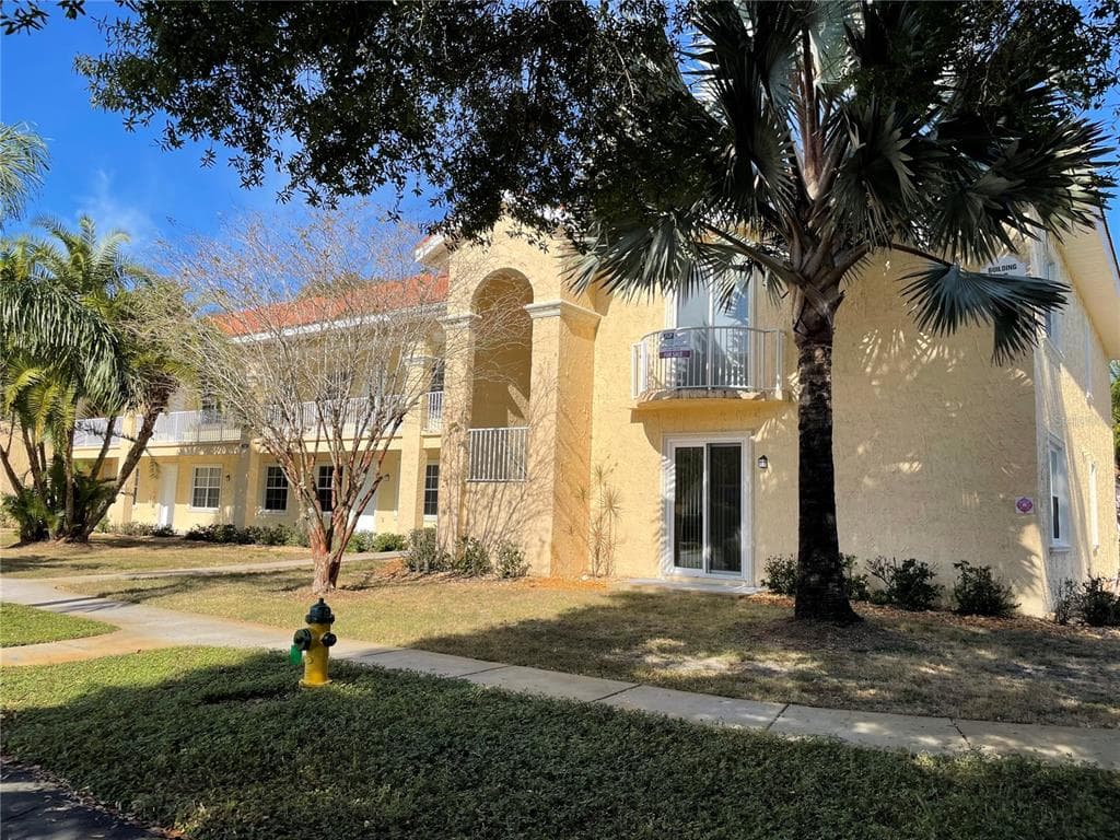 21031 PICASSO COURT UNIT H-102 LAND O LAKES, FL 34637