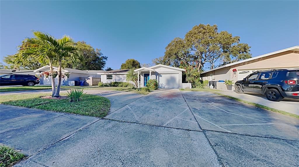 5630 BAYOU GRANDE BOULEVARD NE ST PETERSBURG, FL 33703