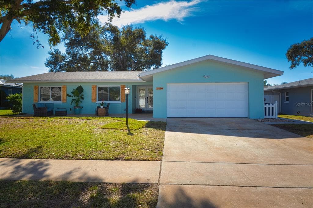 14380 PASSAGE WAY SEMINOLE, FL 33776