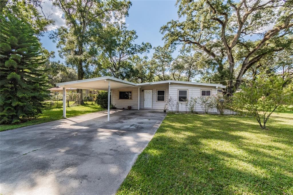 2001 S 51ST STREET TAMPA, FL 33619