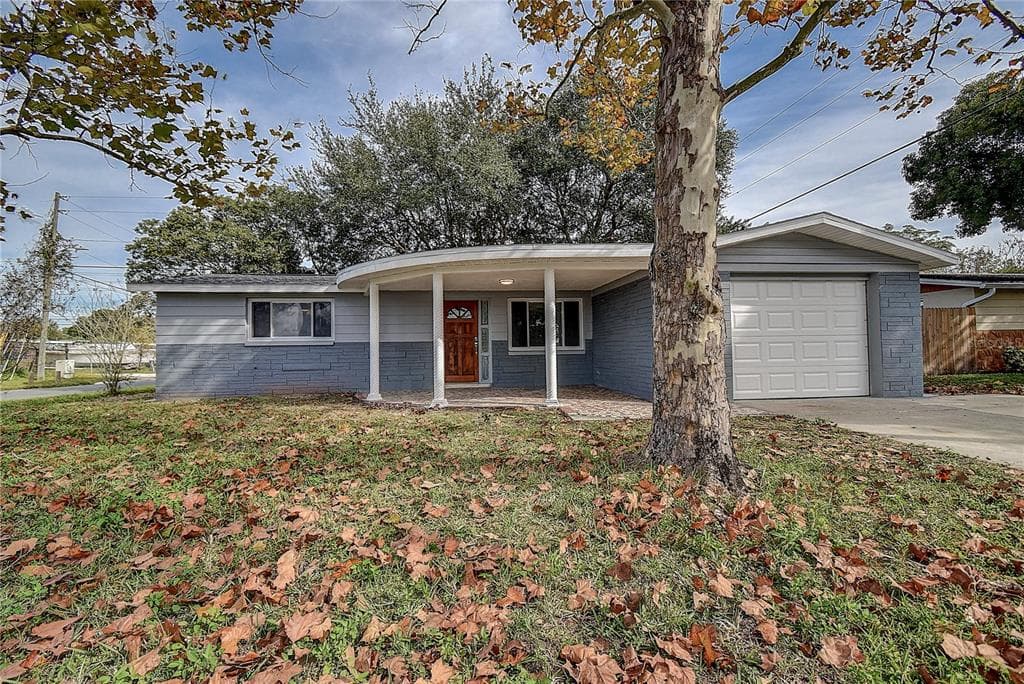 2222 CORA DRIVE HOLIDAY, FL 34690