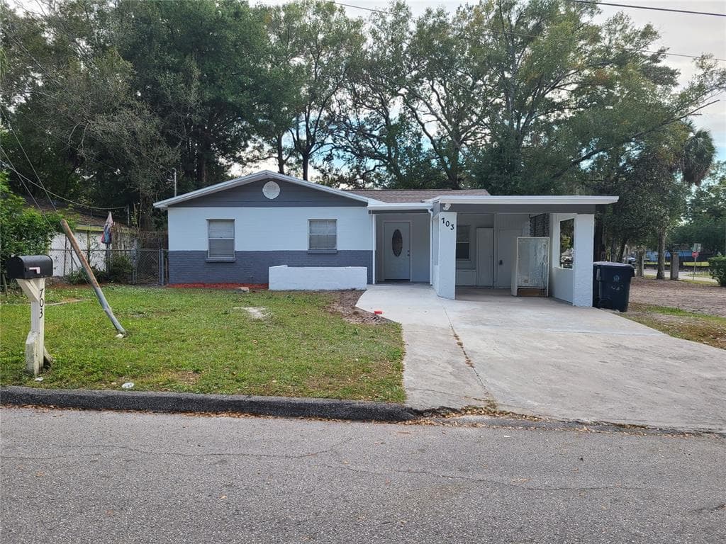 703 E ESKIMO AVENUE TAMPA, FL 33604