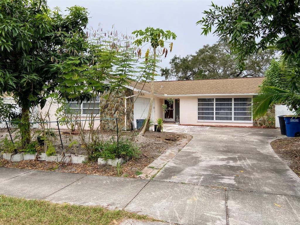 2866 STATE ROAD 590 CLEARWATER, FL 33759
