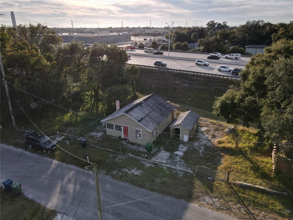 8410 N LAMAR STREET TAMPA, FL 33604