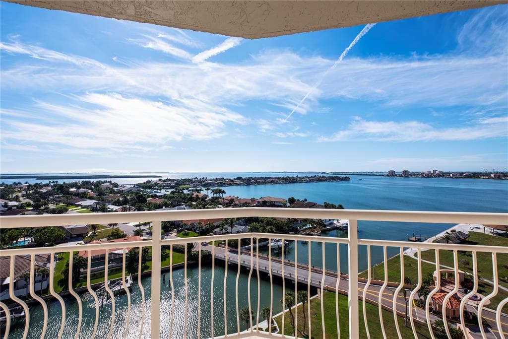 4900 BRITTANY DRIVE S UNIT 1406 ST PETERSBURG, FL 33715