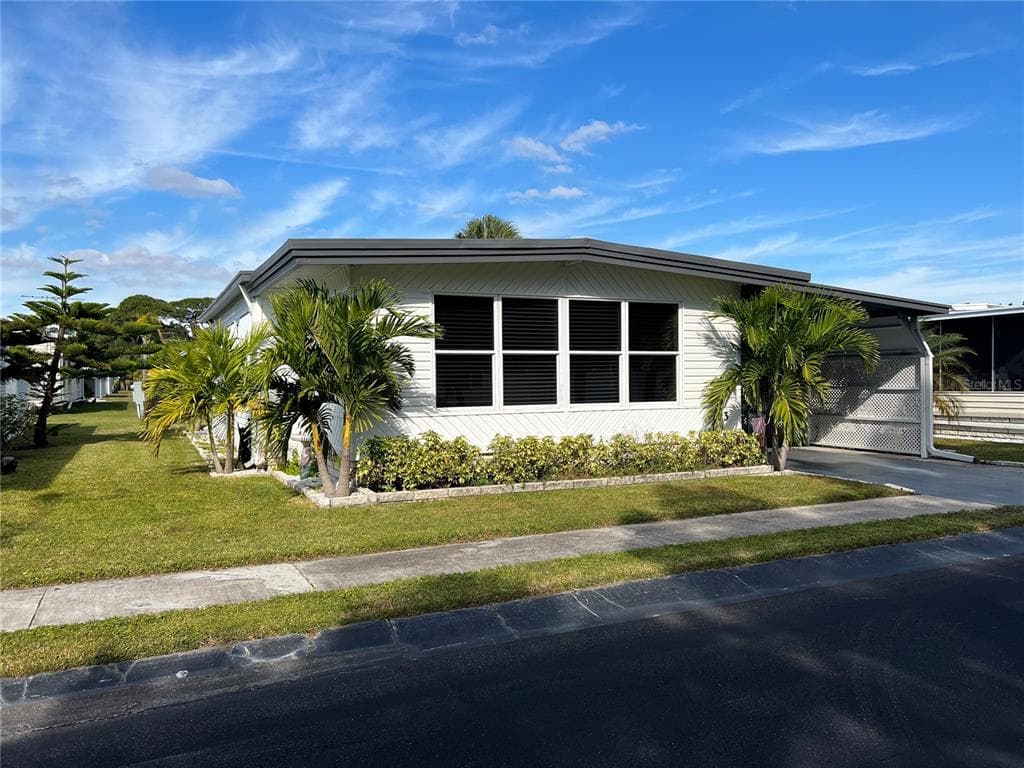 6100 62ND AVENUE N UNIT 23