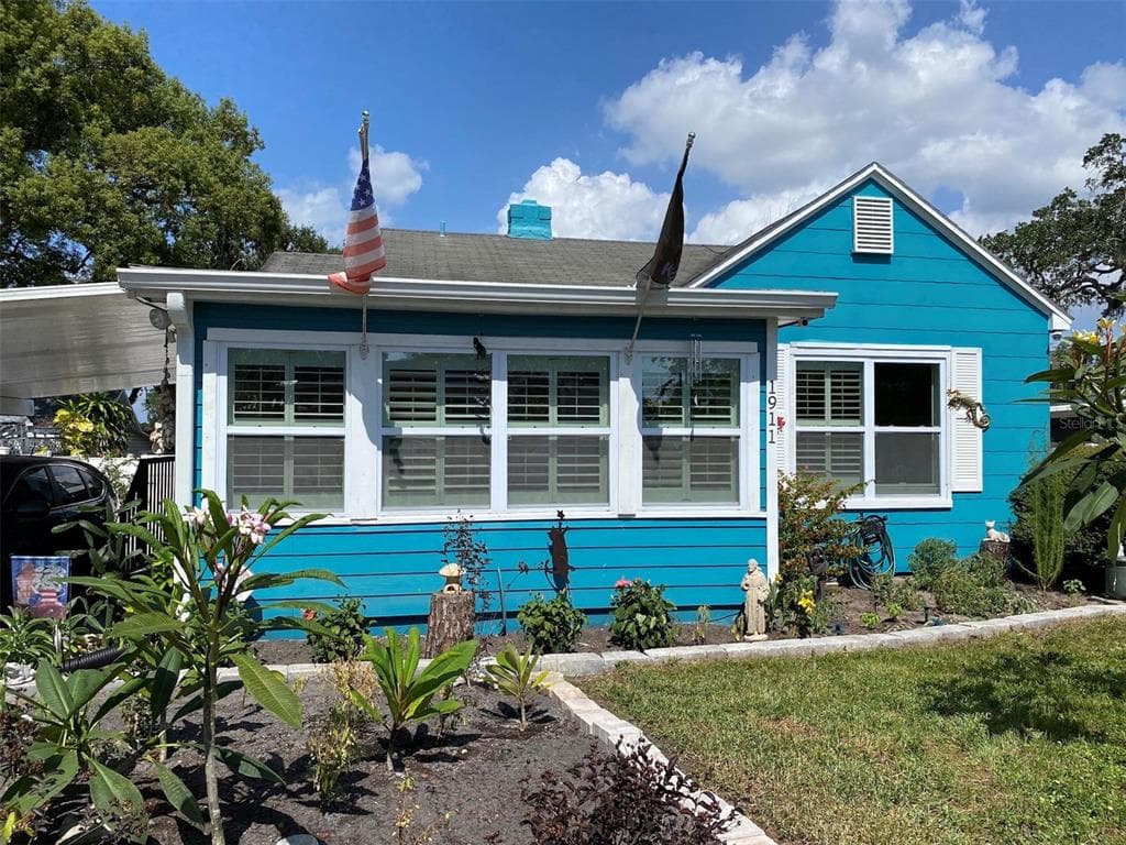 1911 W AILEEN STREET TAMPA, FL 33607