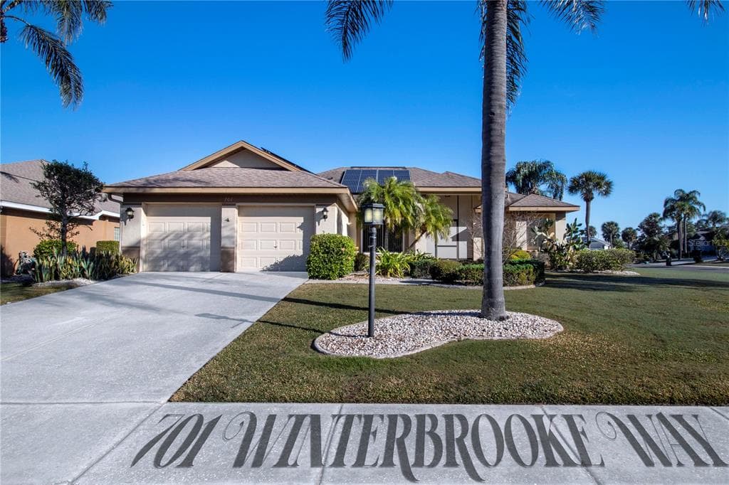 701 WINTERBROOKE WAY SUN CITY CENTER, FL 33573