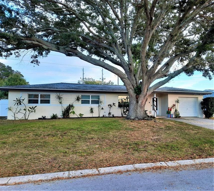 1490 CANTERBURY DRIVE CLEARWATER, FL 33756