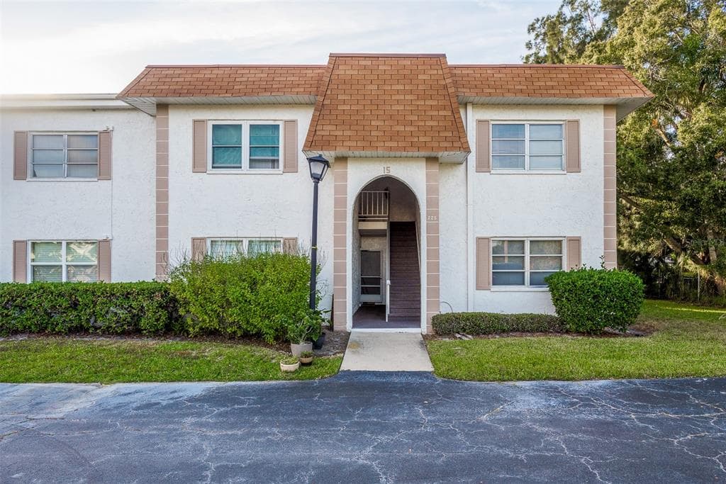 225 S MCMULLEN BOOTH ROAD UNIT 170 CLEARWATER, FL 33759