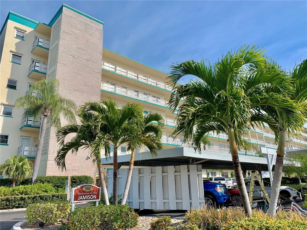 2960 59TH STREET S UNIT 212 GULFPORT, FL 33707