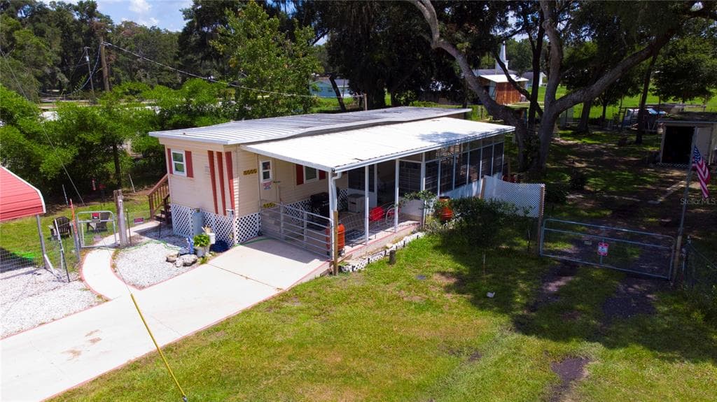 1608 THRUSH DRIVE ZEPHYRHILLS, FL 33540