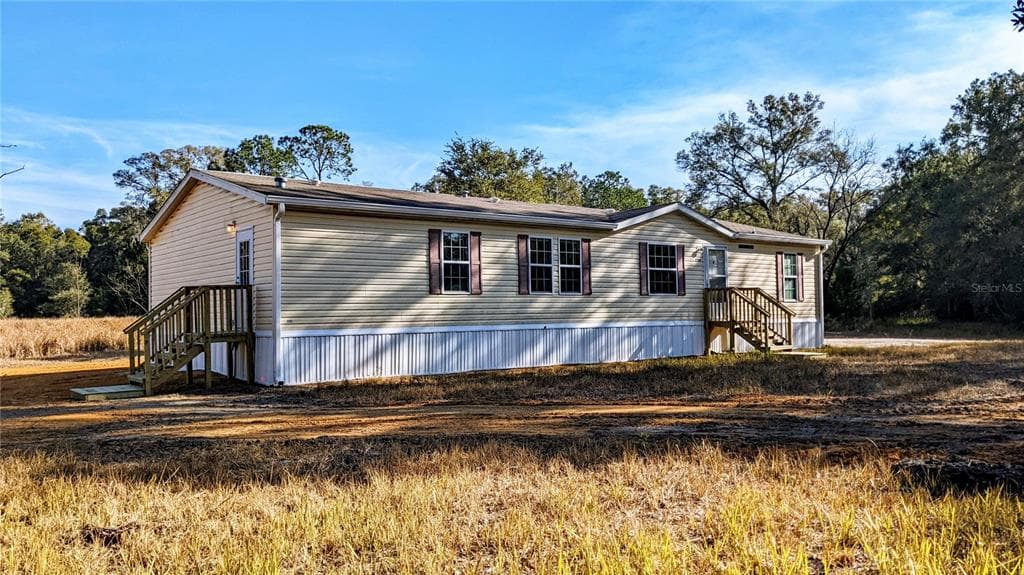 7742 W DUNKLIN STREET DUNNELLON, FL 34433