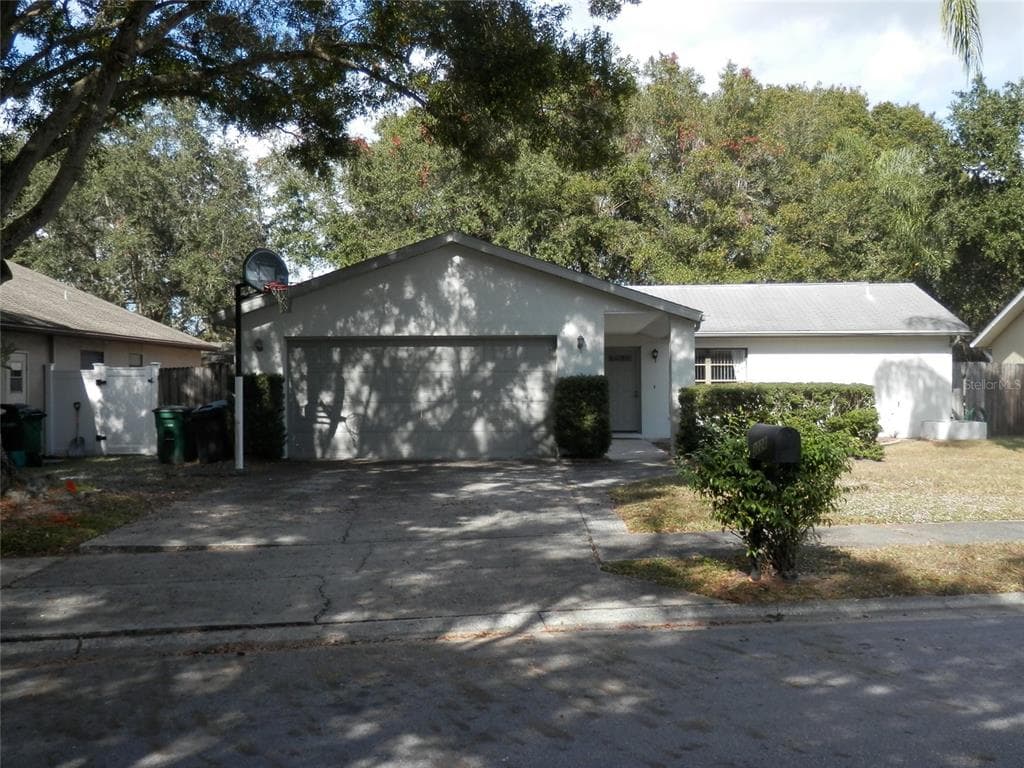3224 COVENTRY N SAFETY HARBOR, FL 34695