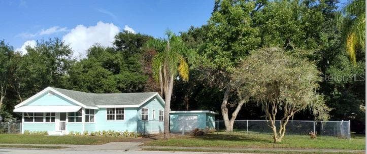 1823 DOUGLAS AVENUE CLEARWATER, FL 33755
