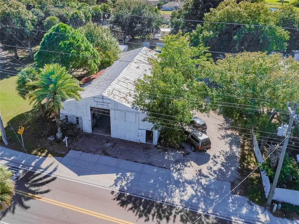 1430 MARTIN LUTHER KING AVENUE E BRADENTON, FL 34208