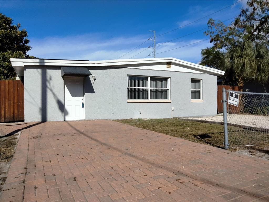 3622 E CLIFTON STREET TAMPA, FL 33610