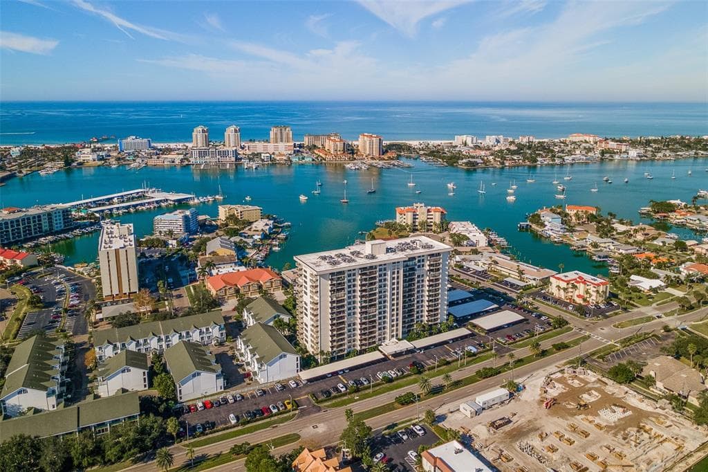 400 ISLAND WAY UNIT 311 CLEARWATER, FL 33767