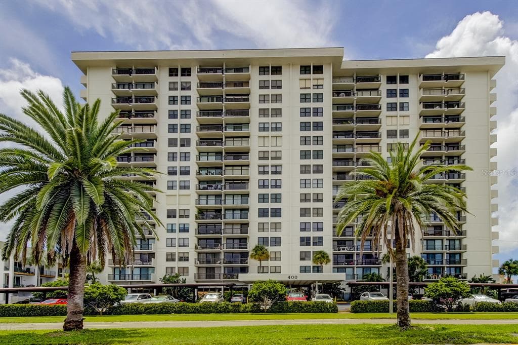 400 ISLAND WAY UNIT 1706 CLEARWATER, FL 33767