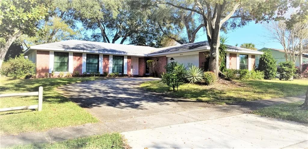 1510 BURNHAM LANE DUNEDIN, FL 34698