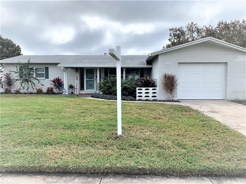 5928 31ST AVENUE N ST PETERSBURG, FL 33710