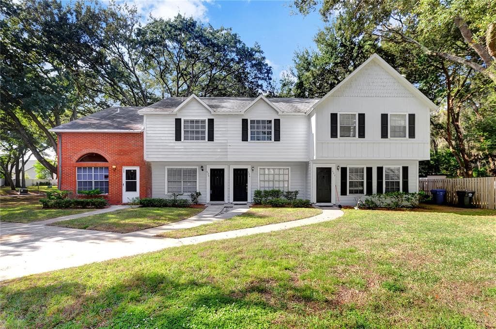 526 OLE PLANTATION DRIVE BRANDON, FL 33511