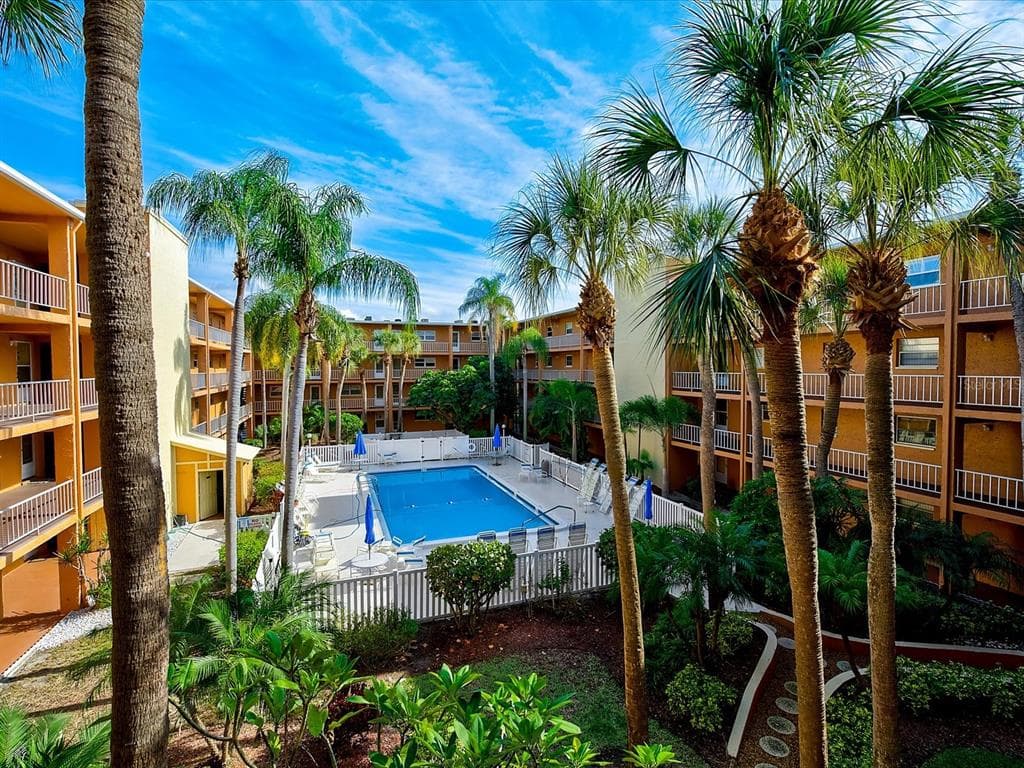 12760 INDIAN ROCKS ROAD UNIT 1061 LARGO, FL 33774
