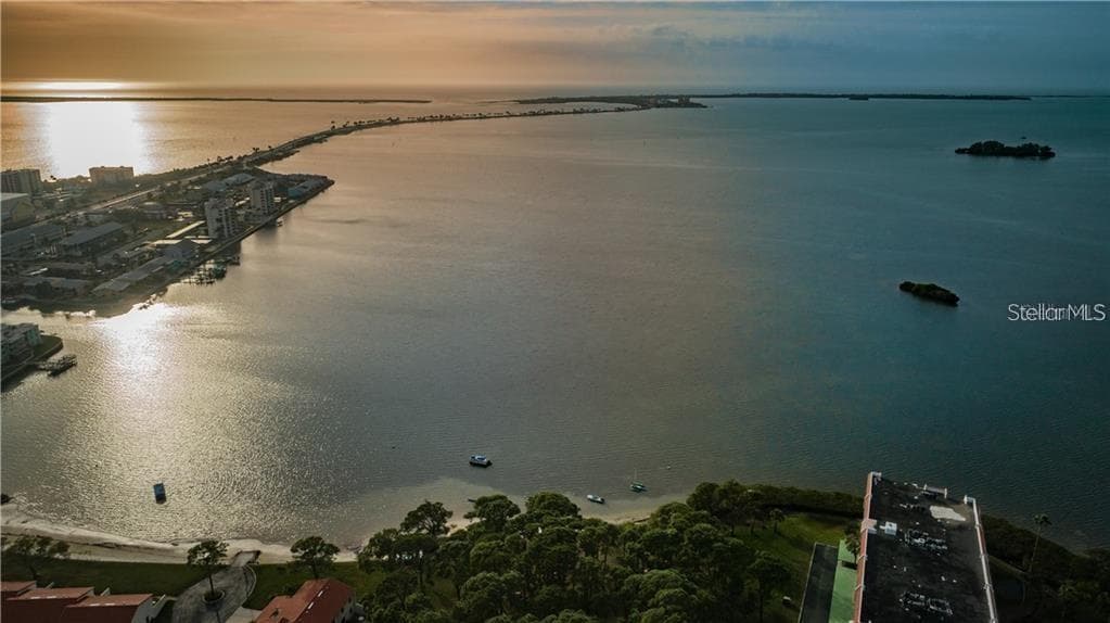 2700 BAYSHORE BOULEVARD UNIT 6307 DUNEDIN, FL 34698