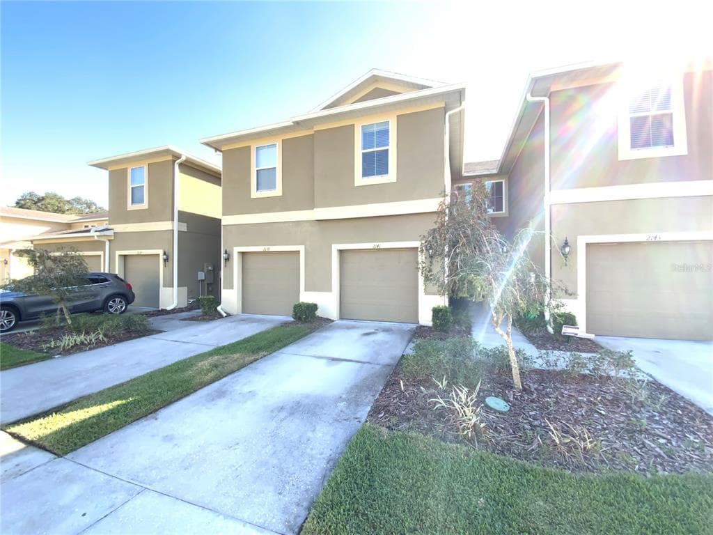 2141 BROADWAY VIEW AVENUE BRANDON, FL 33510