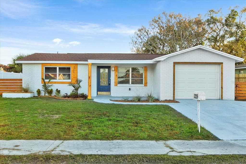 3226 COLDWELL DRIVE HOLIDAY, FL 34691
