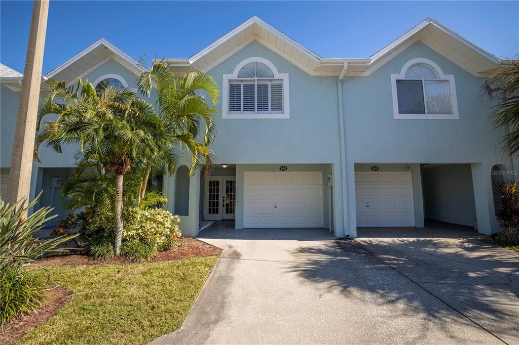 624 GARLAND CIRCLE INDIAN ROCKS BEACH, FL 33785