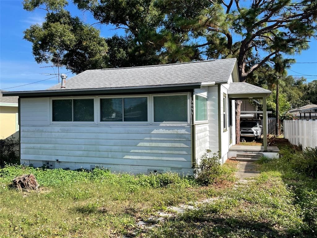 3051 HIGHLAND STREET N ST PETERSBURG, FL 33704