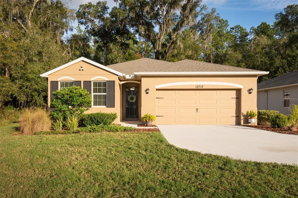 12715 EASTPOINTE DRIVE DADE CITY, FL 33525
