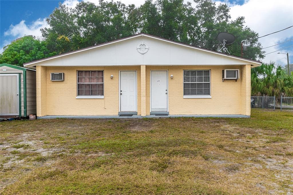 5401 E COLUMBUS DRIVE TAMPA, FL 33619