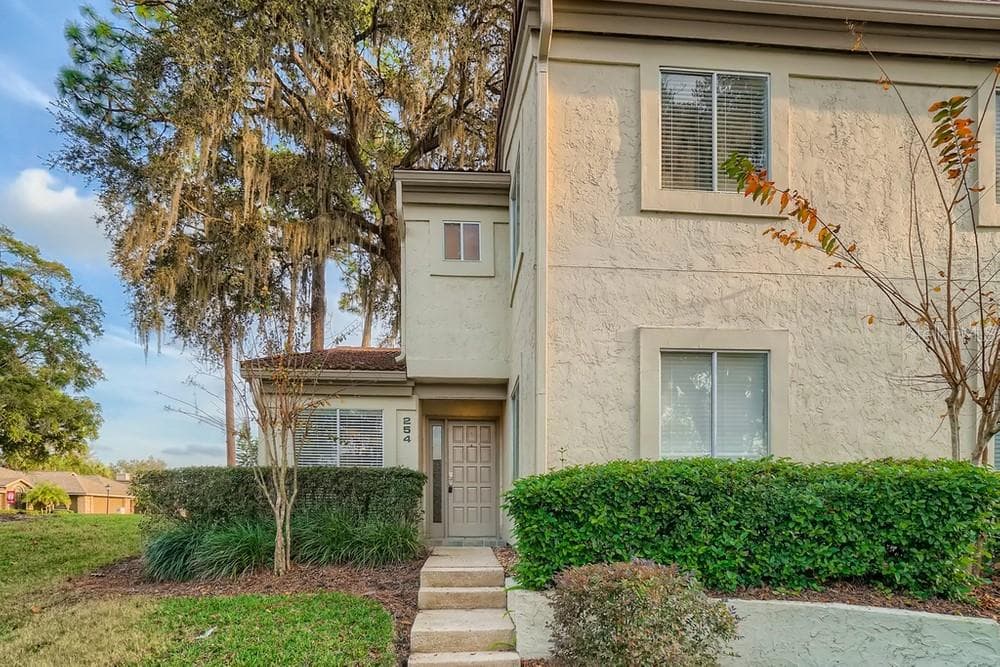 254 W SABAL PALM PLACE UNIT 24 LONGWOOD, FL 32779