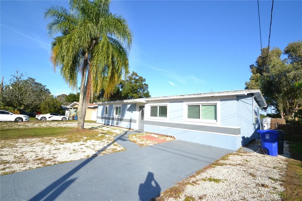 417 COUNTRY CLUB DRIVE OLDSMAR, FL 34677