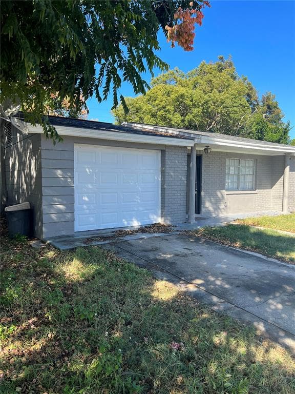 3915 WINSTON DRIVE NEW PORT RICHEY, FL 34652