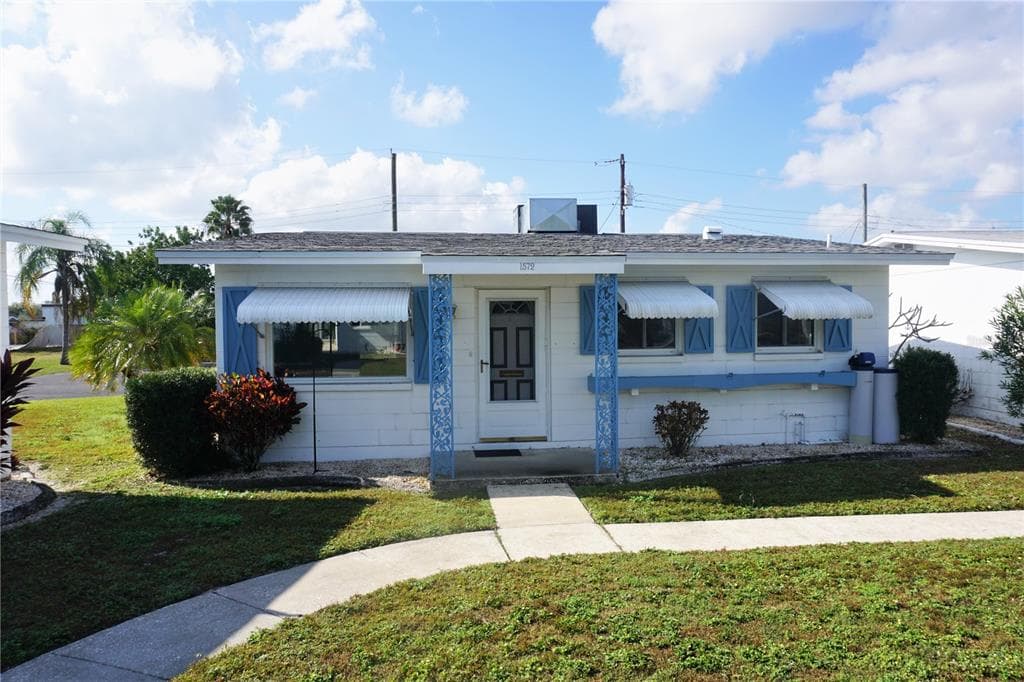 1572 COUNCIL DRIVE SUN CITY CENTER, FL 33573