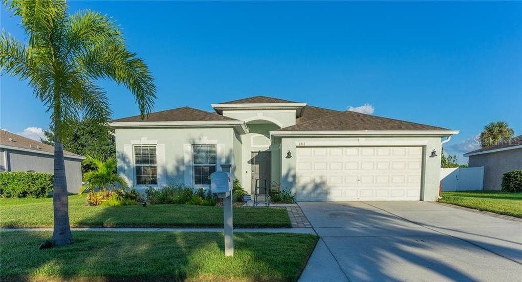 1812 BONITA BLUFF COURT RUSKIN, FL 33570