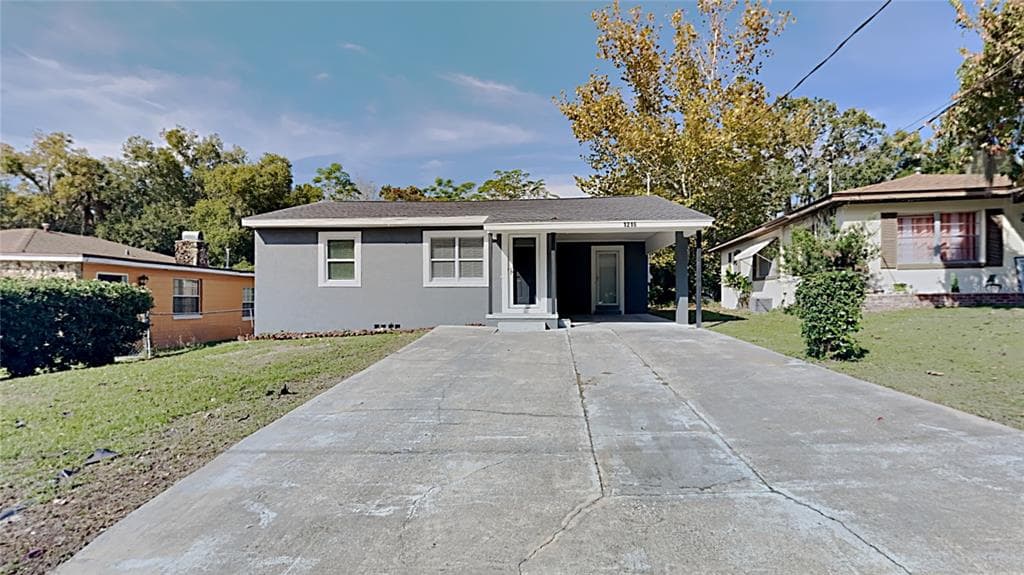 1216 BONAIRE DRIVE LEESBURG, FL 34748