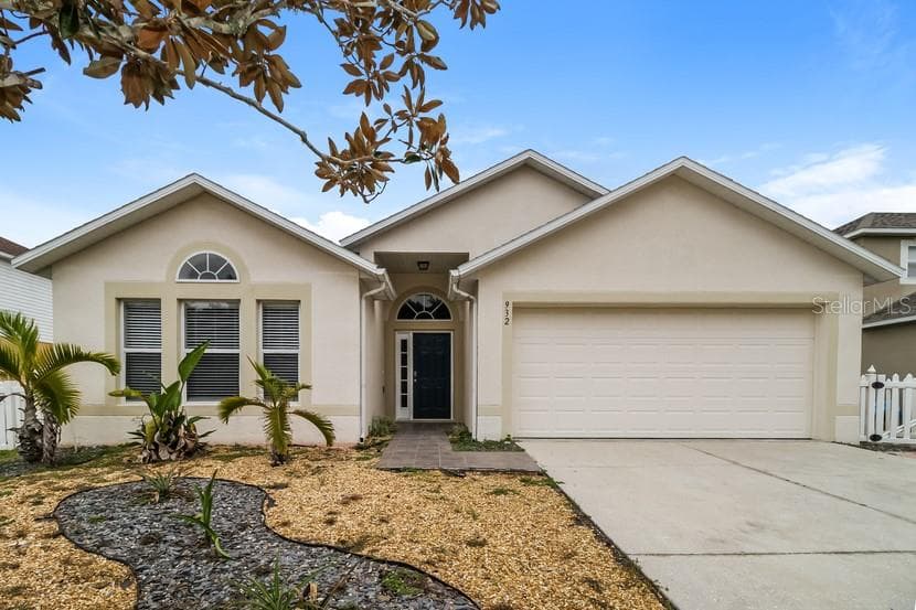 932 VANDERBILT EUSTIS, FL 32726