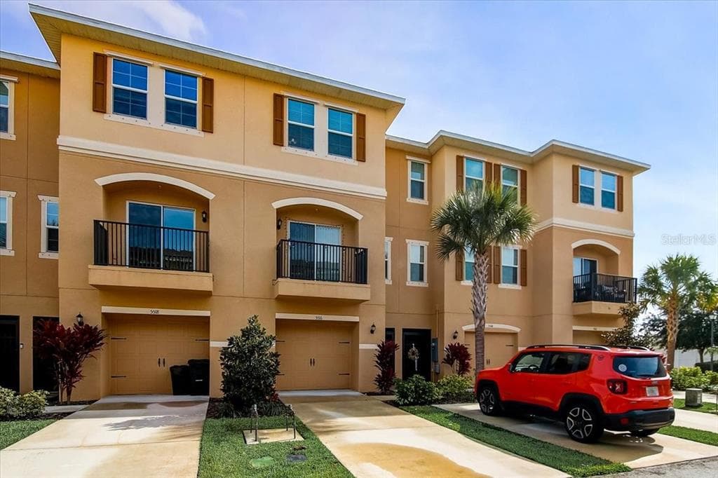 5516 ANGEL FISH COURT NEW PORT RICHEY, FL 34652