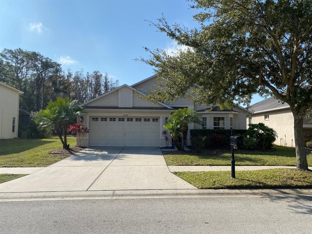 18254 CYPRESS BAY PARKWAY LAND O LAKES, FL 34638