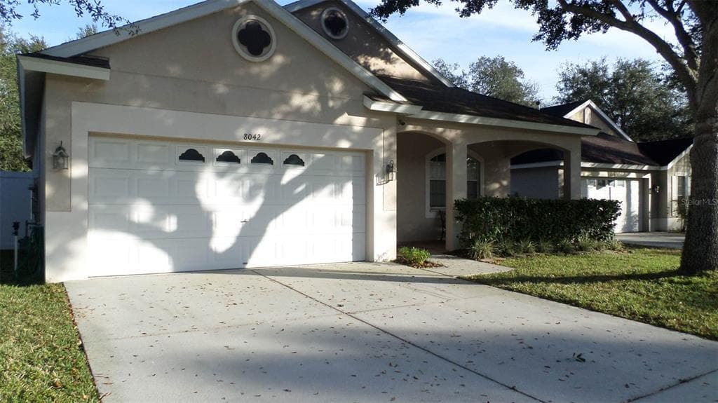 8042 TERRACE RIDGE DRIVE TEMPLE TERRACE, FL 33637