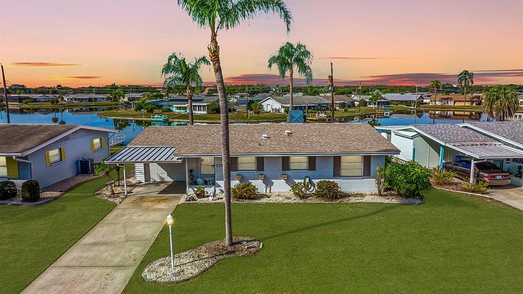 1734 COUNCIL DRIVE SUN CITY CENTER, FL 33573