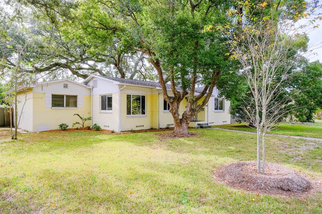 3028 30TH AVENUE N ST PETERSBURG, FL 33713