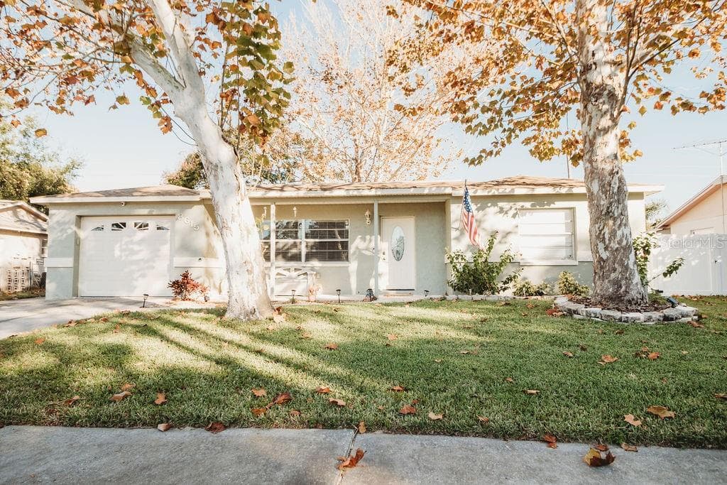 8615 WOODCREST DRIVE PORT RICHEY, FL 34668