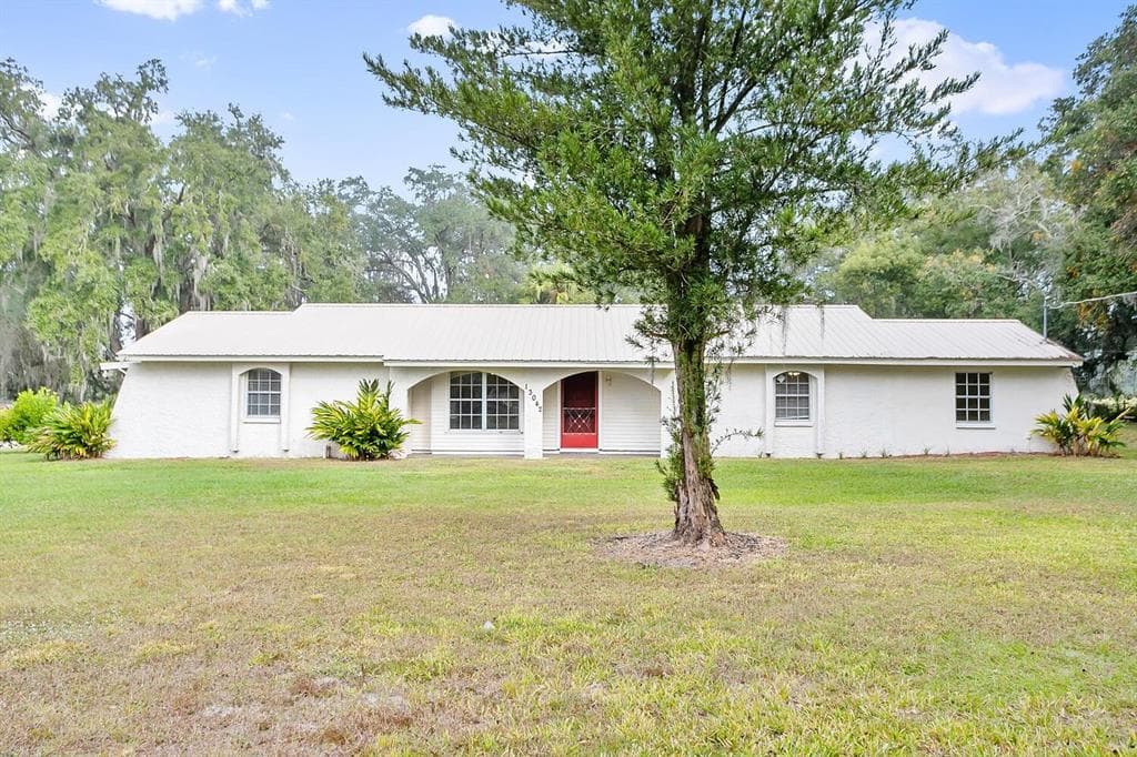 13042 JESS WALDEN ROAD DOVER, FL 33527